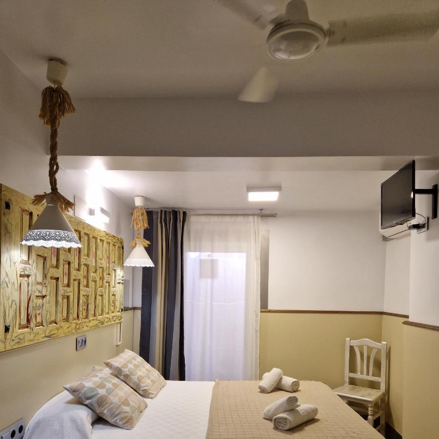 Hostal Boutique Luna De Gavin Cullera Exterior foto