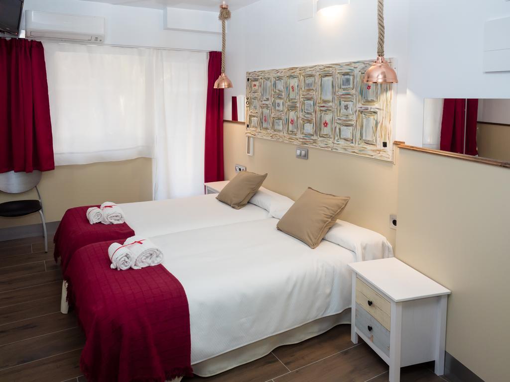 Hostal Boutique Luna De Gavin Cullera Exterior foto